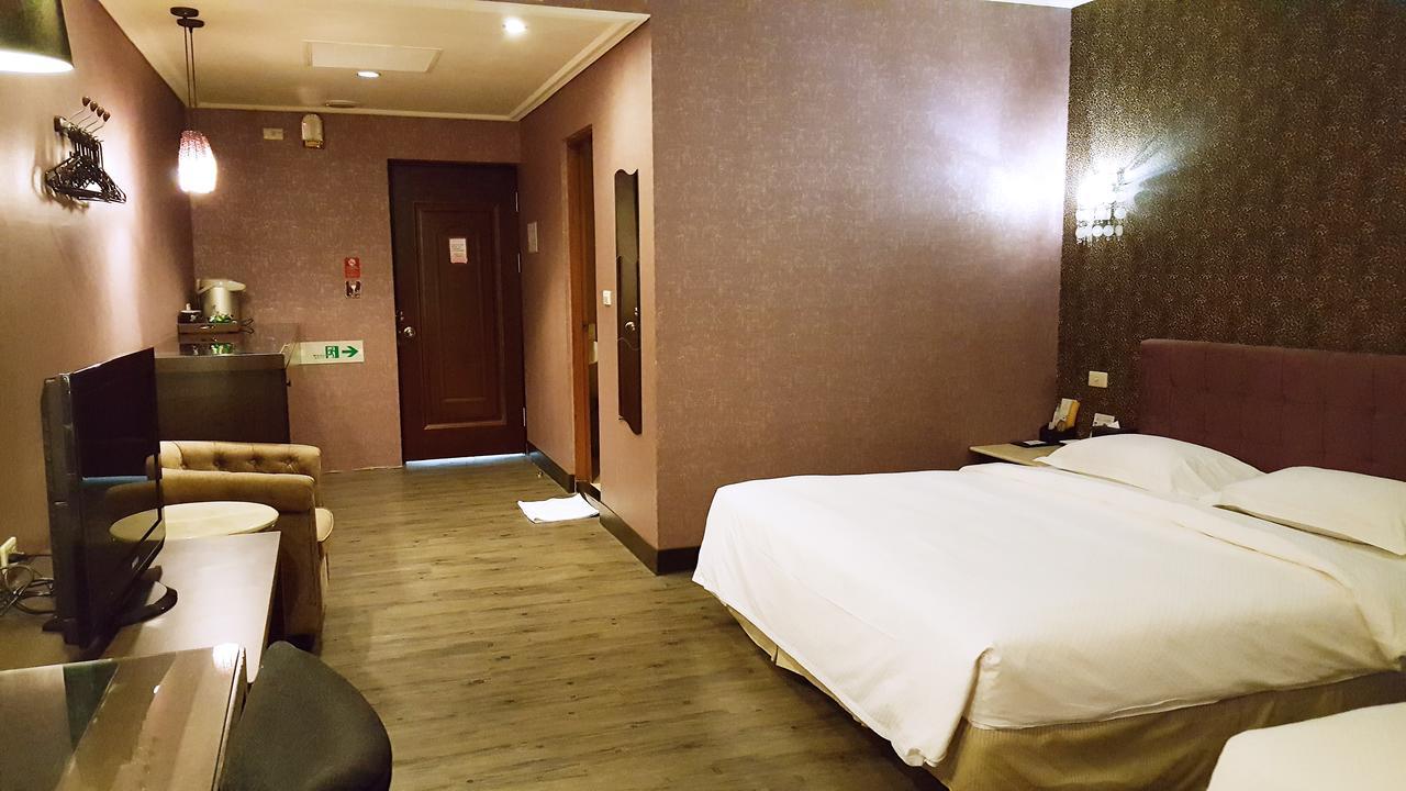 The Riverside Hotel & Motel Kaohsiung Exterior foto